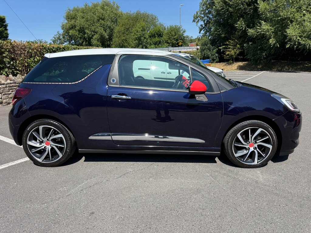 DS DS 3 1.2 Puretech Ines De La Fressange Hatchback Pe Blue #3