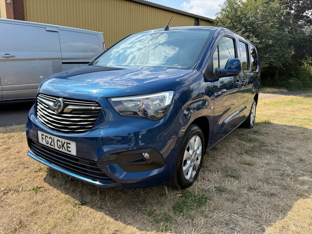 Vauxhall Combo Life 1.5 Turbo D Se XL Mpv Euro 6 S Blue