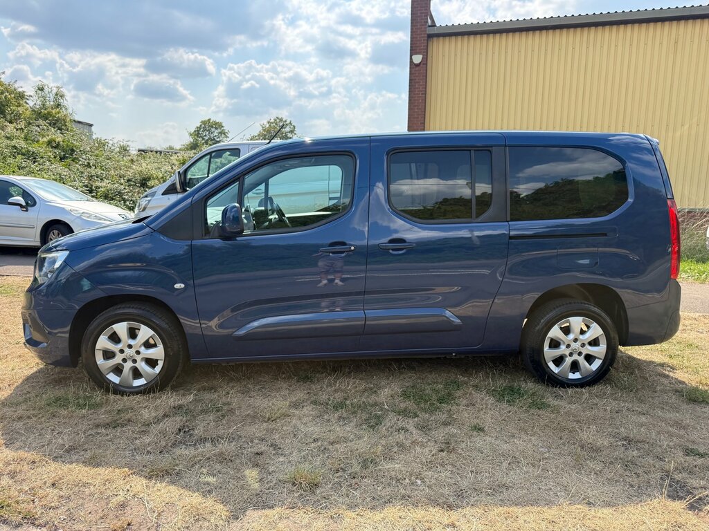 Vauxhall Combo Life 1.5 Turbo D Se XL Mpv Euro 6 S Blue #4