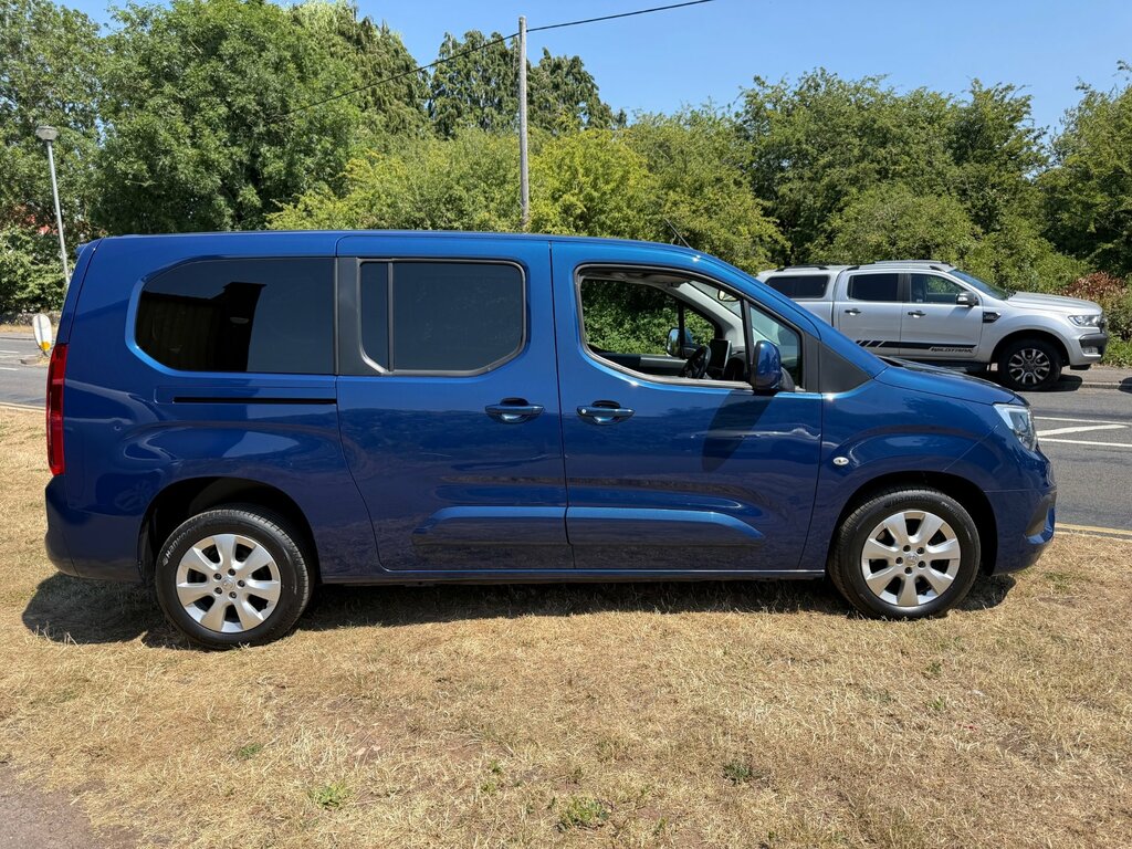 Vauxhall Combo Life 1.5 Turbo D Se XL Mpv Euro 6 S Blue #3