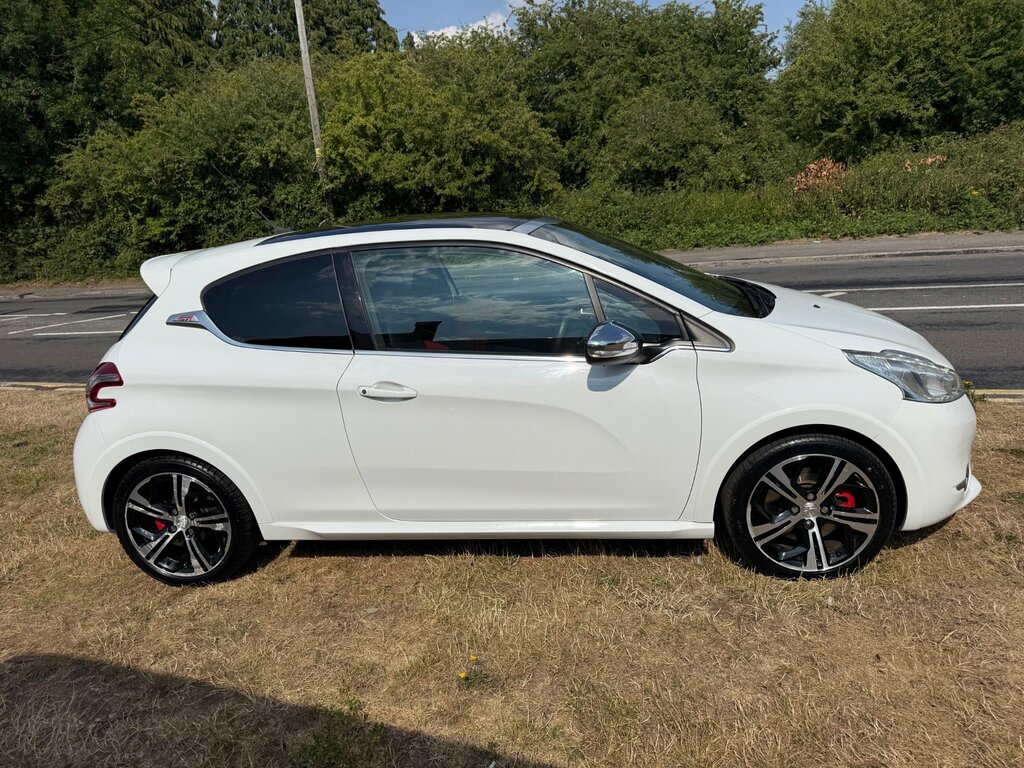 Peugeot 208 1.6 Thp Gti Hatchback Euro 5 20 White #3