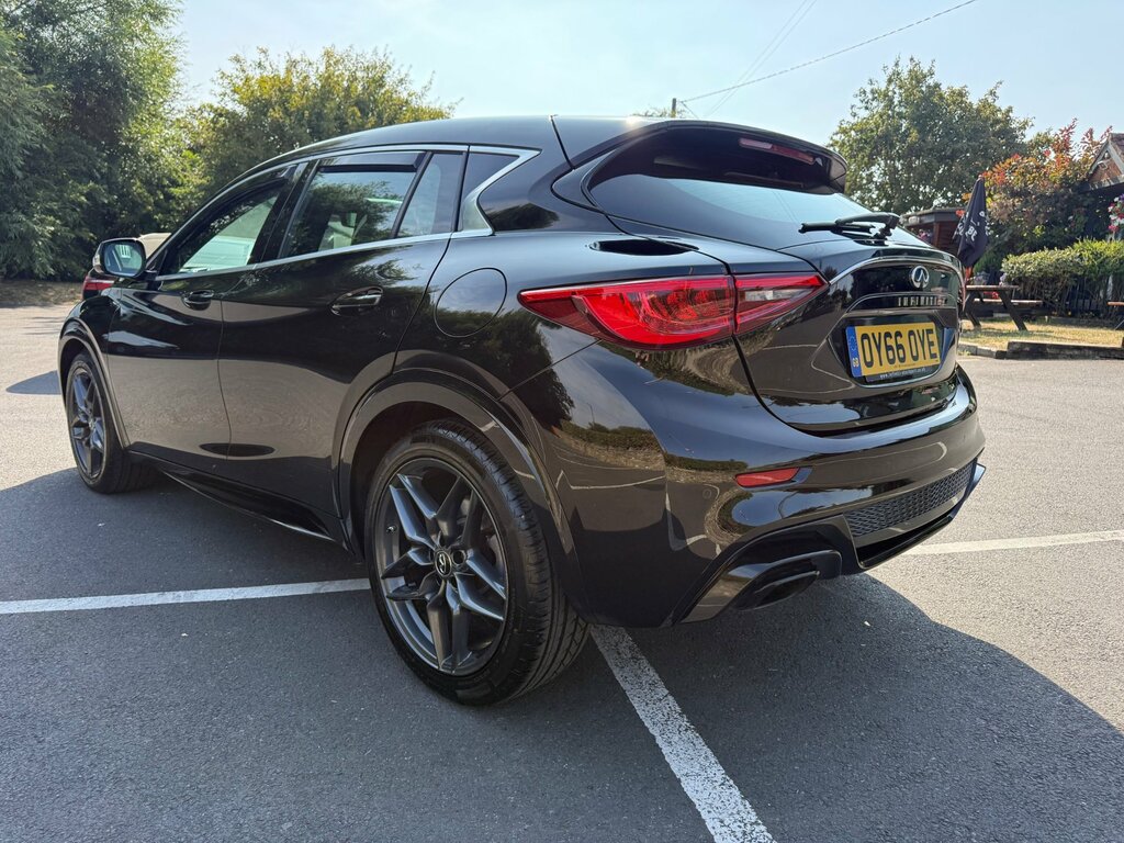 Infiniti Q30 1.5D Sport Hatchback Euro 6 Ss Black #5