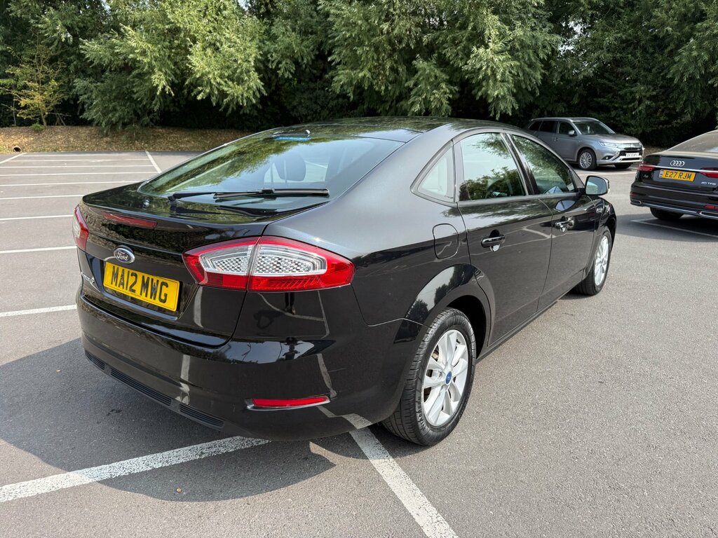 Ford Mondeo 1.6T Ecoboost Zetec Hatchback Eu Black #2