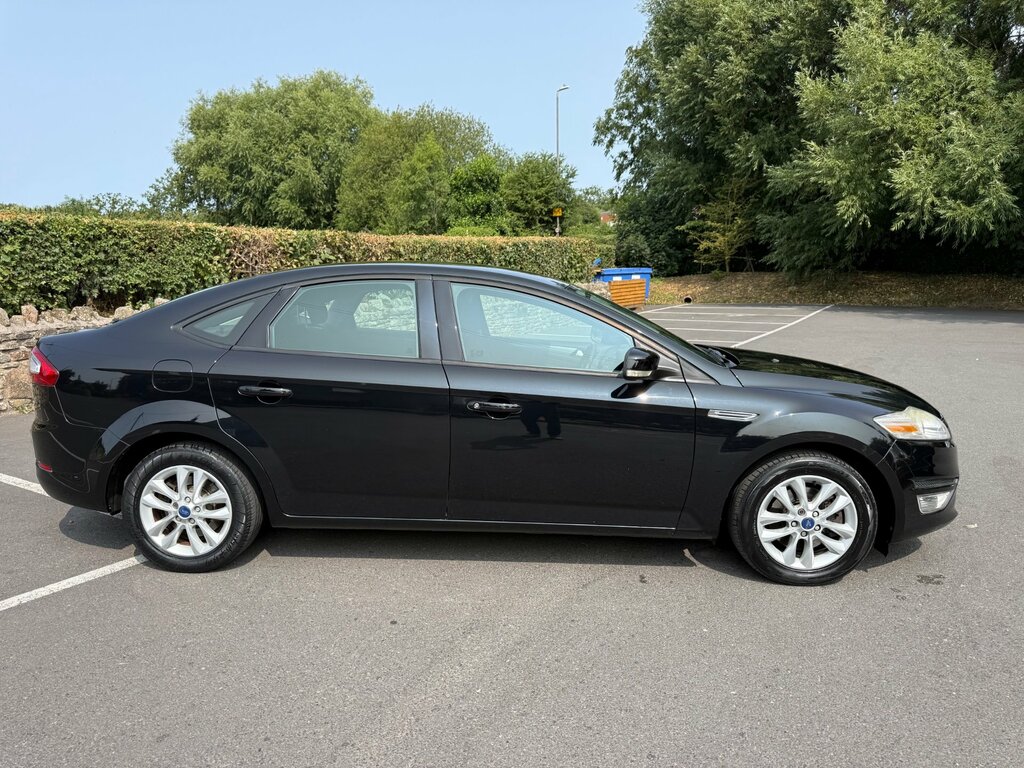 Ford Mondeo 1.6T Ecoboost Zetec Hatchback Eu Black #3