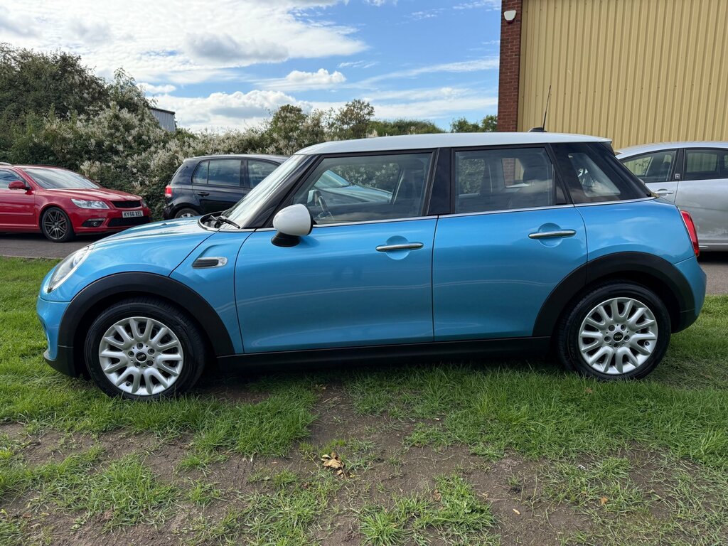 Mini Hatch 1.5 Cooper D Hatchback Euro 6 Ss Blue #4