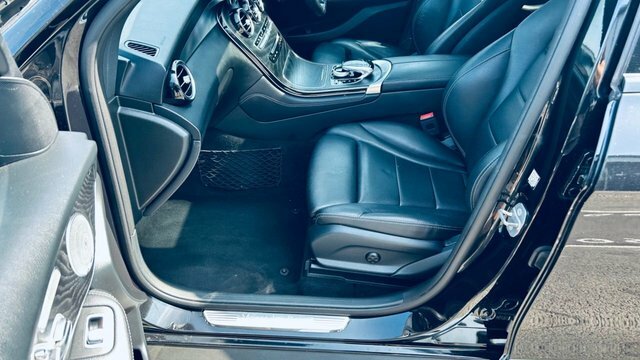 Mercedes-Benz GLC Class Glc250d Amg Line Premium Black #3