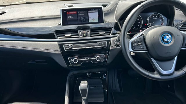 BMW X2 Sdrive 18D Sport Step Orange #16