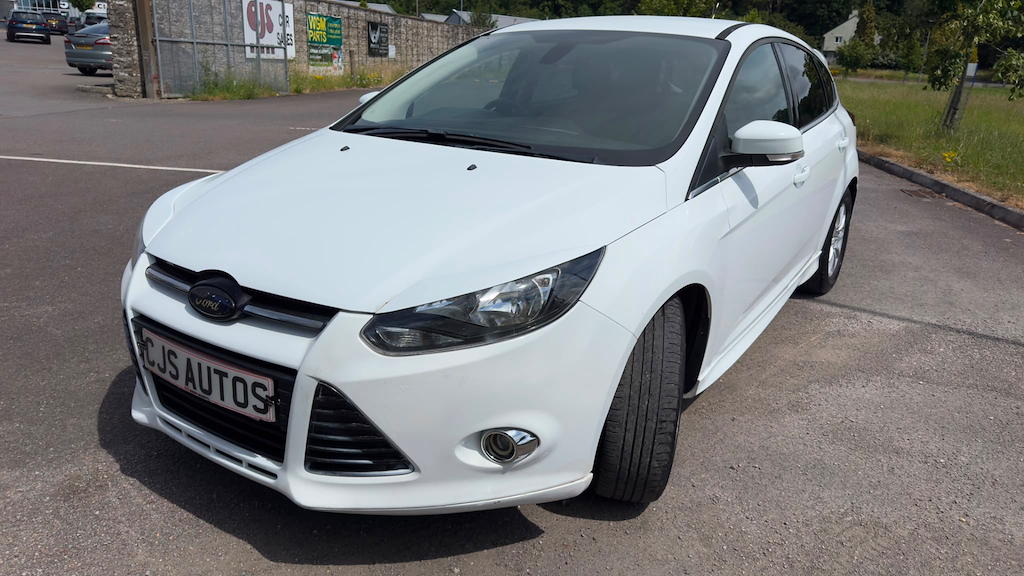 Ford Focus Titanium Navigator Tdci CF14FPJ White #3