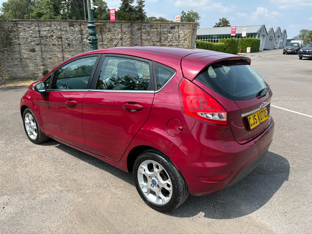 Ford Fiesta Zetec Red #6