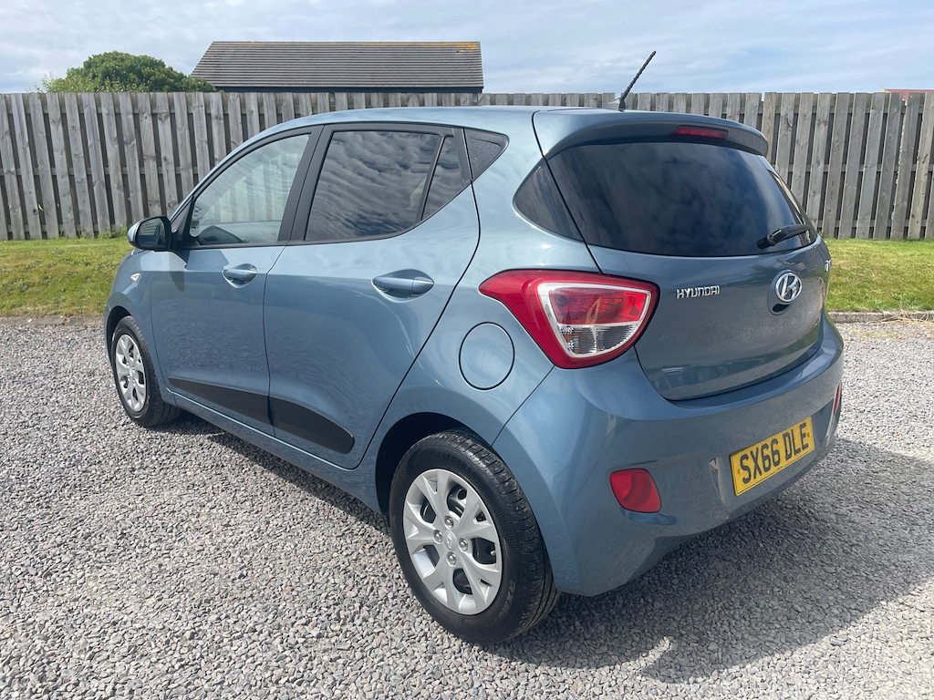 Hyundai I10 Hatchback Blue #4