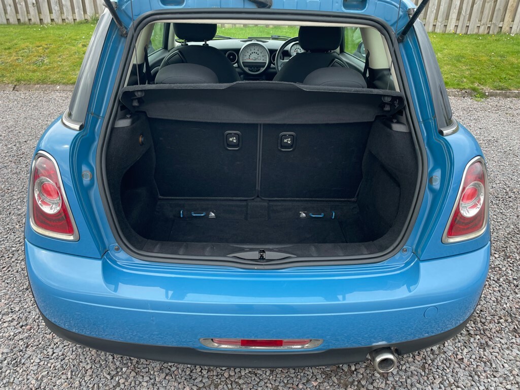 Mini Hatch 1.6 One Baker Street Euro 6 Grey #17