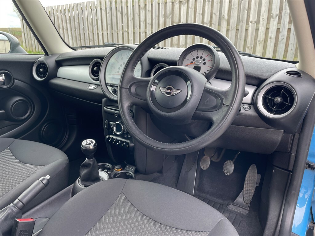 Mini Hatch 1.6 One Baker Street Euro 6 Grey #15