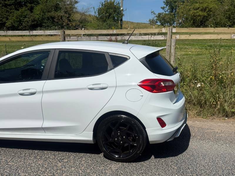 Ford Fiesta 1.5 Ecoboost St-2 PE69SFY White #4