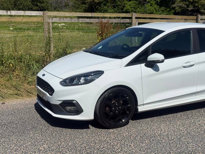Ford Fiesta 1.5 Ecoboost St-2 PE69SFY White #2