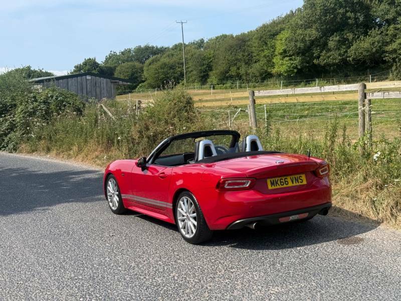 Fiat 124 Spider 1.4 Multiair Lusso Red #5