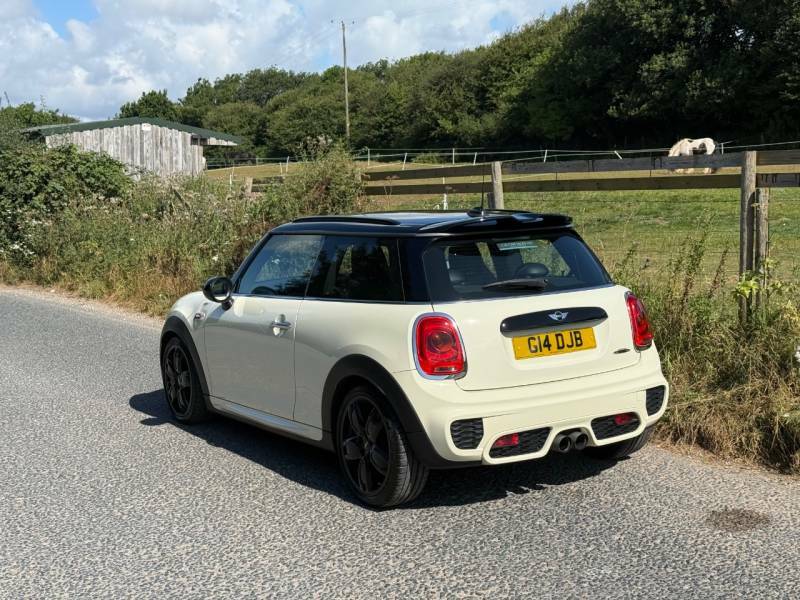 Mini Hatch 2.0 John Cooper Works - 2015 15 G14DJB White #5