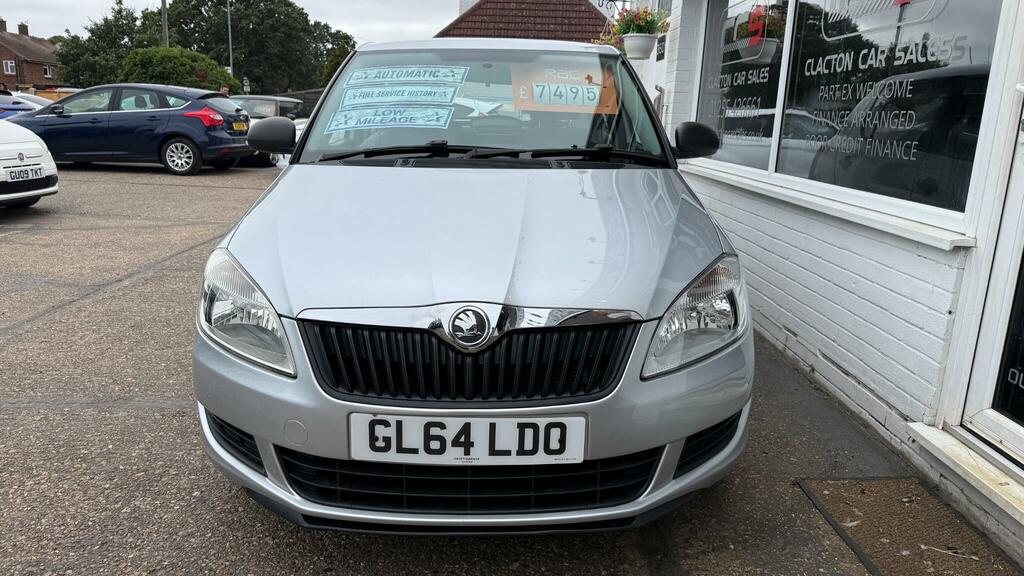 Skoda Fabia Hatchback GL64LDO #2
