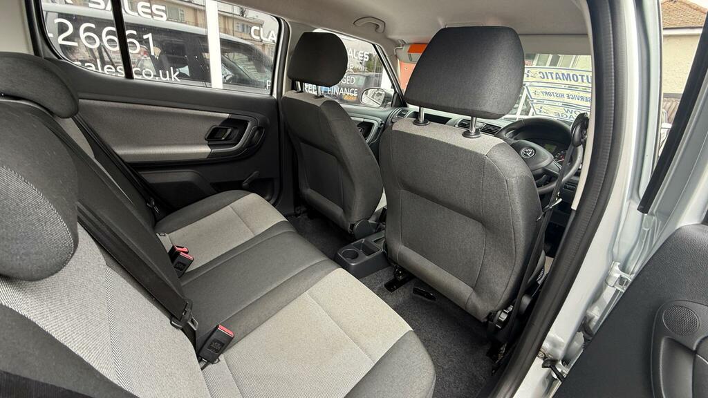 Skoda Fabia Hatchback Beige #11