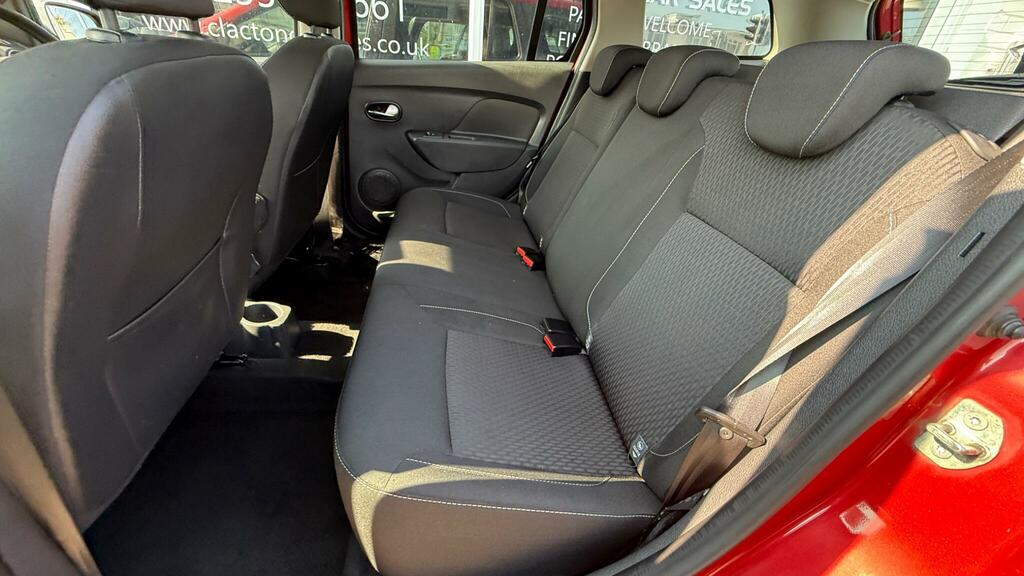 Dacia Logan 1.5L Ambiance White #17