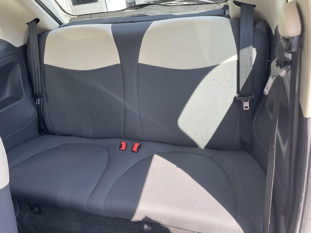 Fiat 500 Lounge Hatchback Silver #13