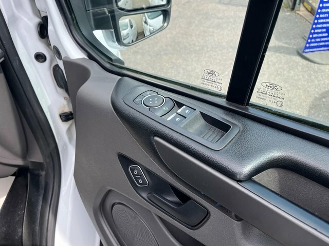 Ford Tourneo Custom 310Titaniuml19 6No Grey #10