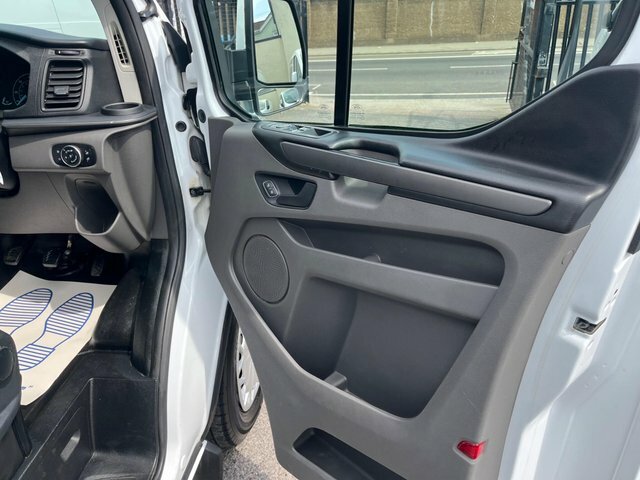 Ford Tourneo Custom 310Titaniuml19 6No Grey #9