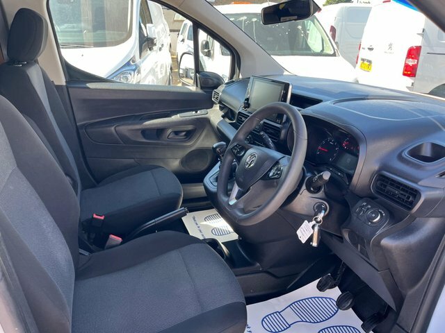 Vauxhall Combo Combo Cargo 1.5 Turbo D 2300 Pro 100Ps L1 Euro 6  #15
