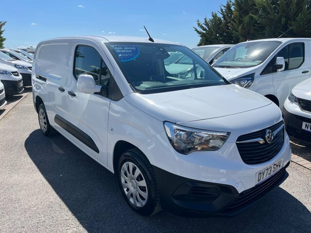 Vauxhall Combo 1.5 Turbo D 2300 Prime Crew Van L2 Euro 6 S S 6D White #3