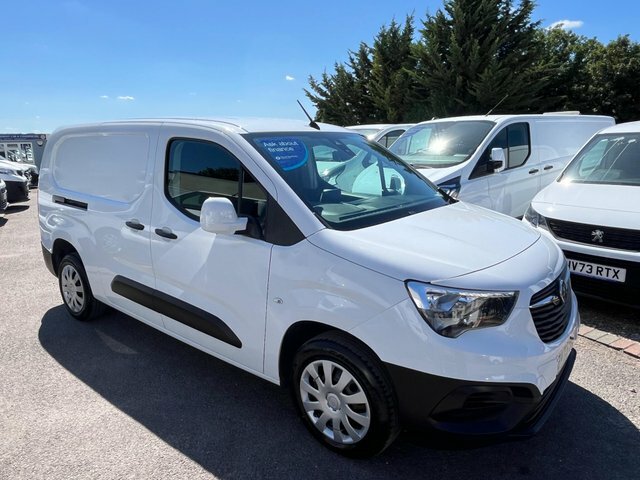 Vauxhall Combo 1.5 Turbo D 2300 Prime Crew Van L2 Euro 6 S S 6D White #2