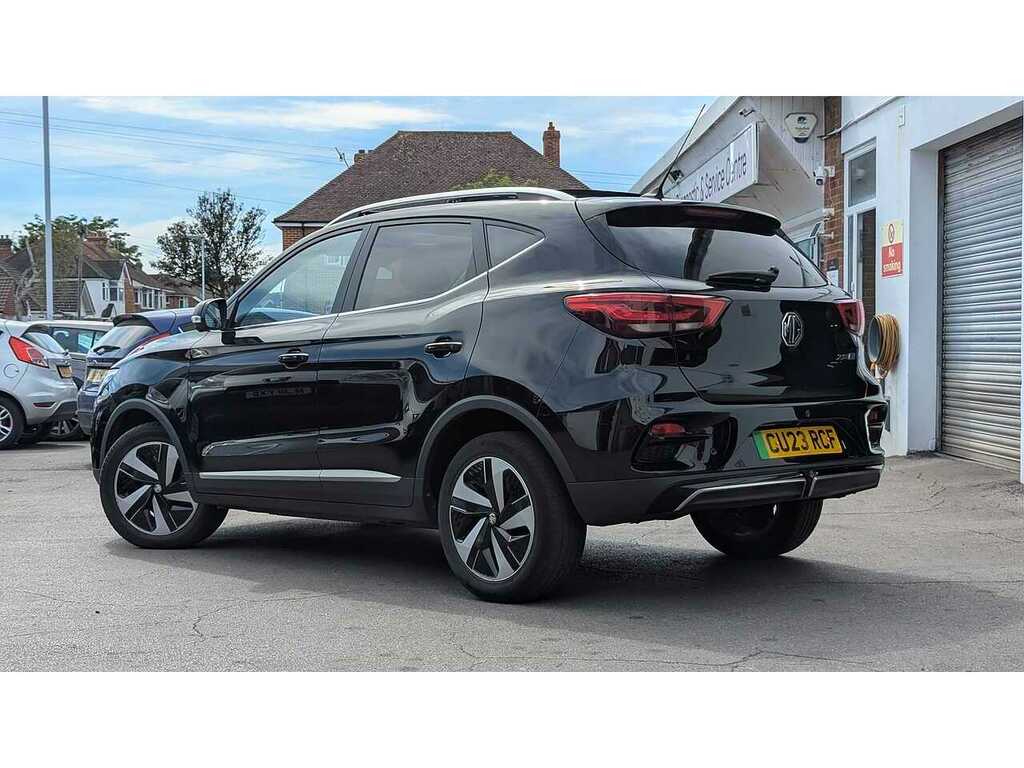 MG ZS 72.6Kwh Trophy Long Range Suv 1 CU23RCF Black #2