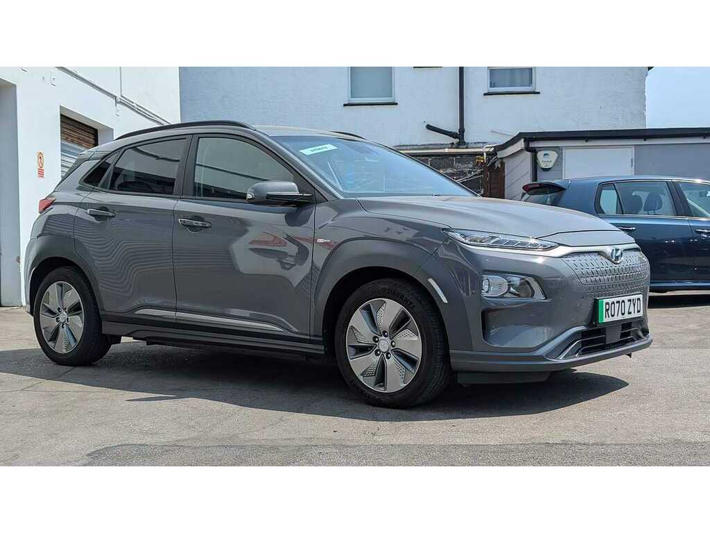 Hyundai Kona 64Kwh Premium Suv 7Kw Charger Grey