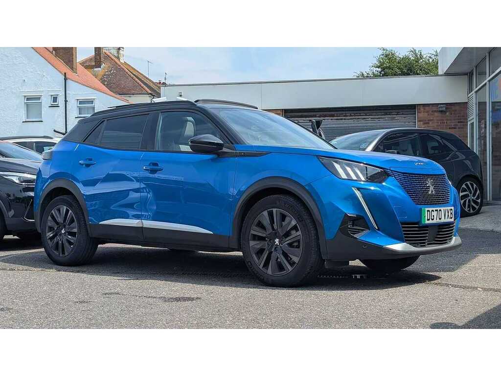 Peugeot e-2008 50Kwh Gt Suv 136 Ps Blue #2