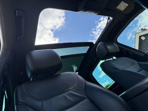 Volkswagen Touareg 2016 66 3.0 White #3