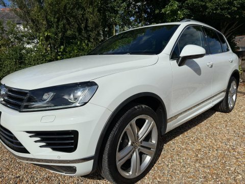 Volkswagen Touareg V6 R-line Plus Tdi Bluemotion Technology White #7