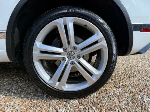 Volkswagen Touareg V6 R-line Plus Tdi Bluemotion Technology White #14