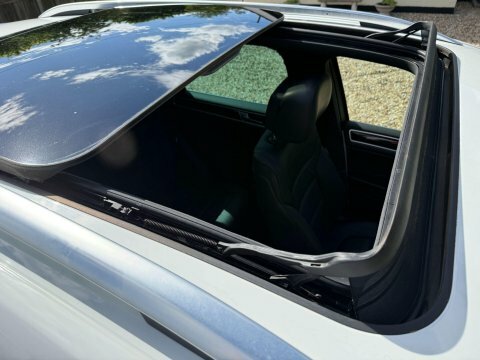 Volkswagen Touareg 2016 66 3.0 White #2