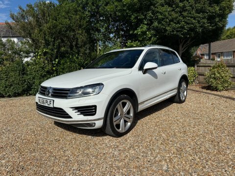 Volkswagen Touareg 2016 66 3.0 White