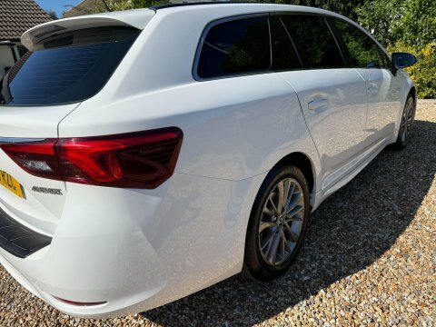 Toyota Avensis Grey #8