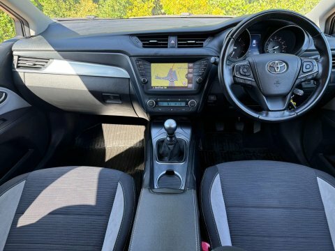 Toyota Avensis Grey #22