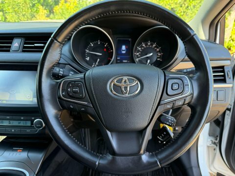 Toyota Avensis Grey #17