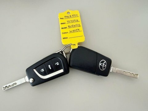Toyota Avensis Grey #26