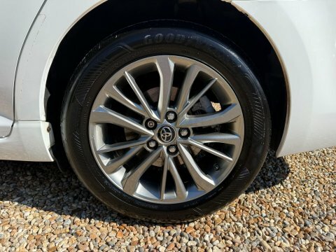 Toyota Avensis Grey #11