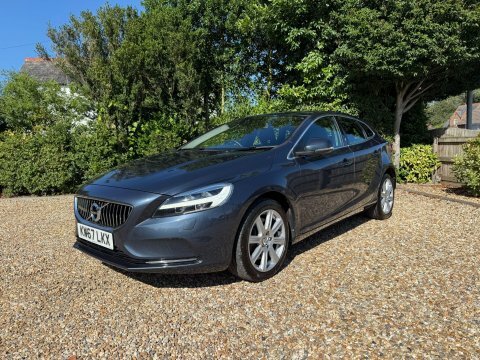 Volvo V40 2017 67 2.0 Blue