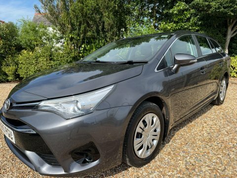 Toyota Avensis 2015 65 1.6 Grey #5