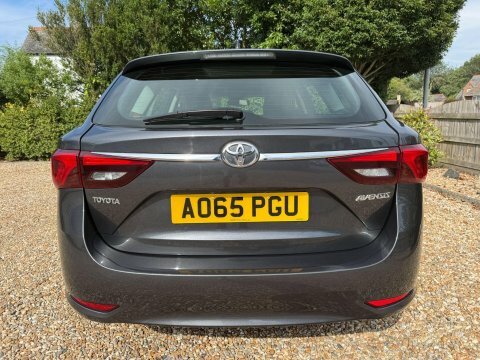 Toyota Avensis Business Edition Brown #9