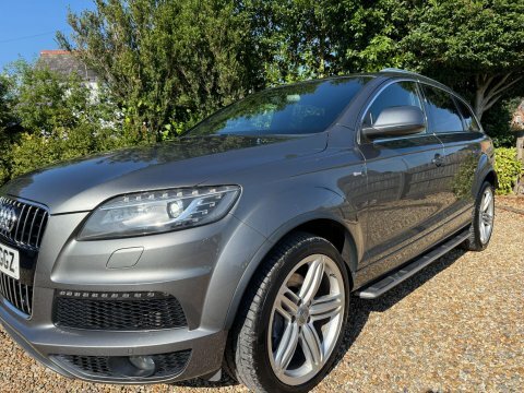 Audi Q7 2014 64 3.0 Grey #5