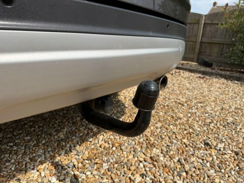 Ford Kuga 2.0 Zetec Tdci 148 Bhp Black #11