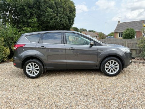 Ford Kuga 2.0 Zetec Tdci 148 Bhp Black #4