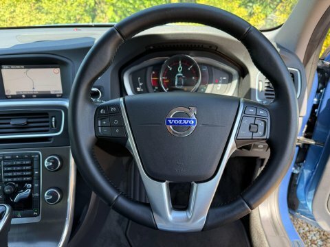 Volvo V60 3L Polestar Black #12