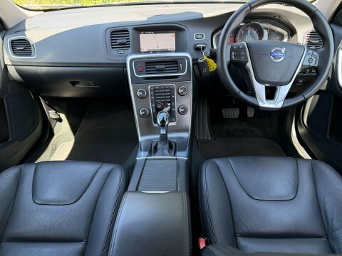 Volvo V60 3L Polestar Black #16